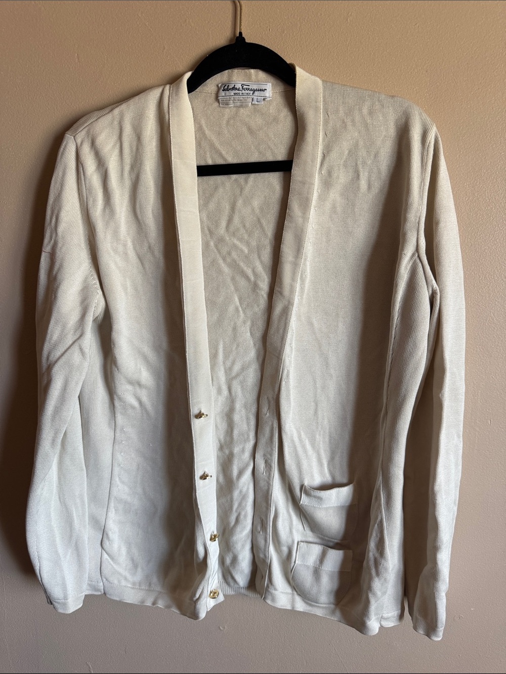 Salvatore Ferragamo Cream Lightweight V‑Neck Button Cardigan